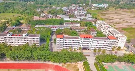 儋州市新州中学地址在哪里，哪个地区，哪个城市