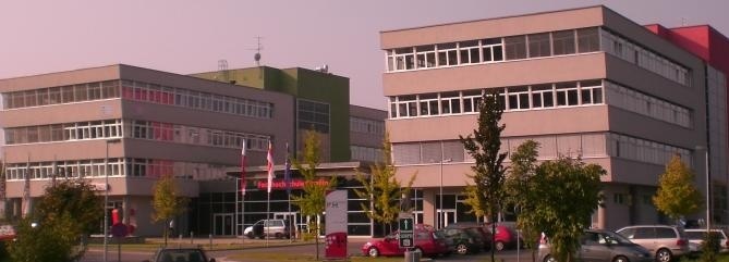 波茨坦管理和通讯应用技术大学