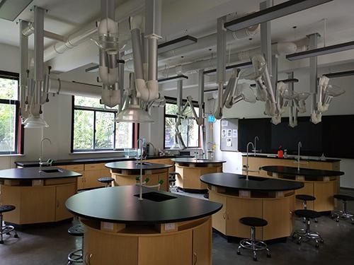 苏州阿德科特学校实验室