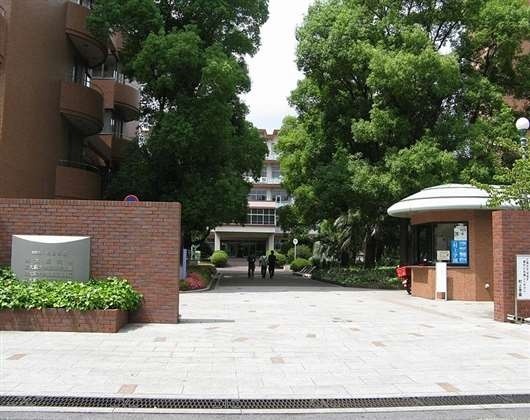 东大阪大学