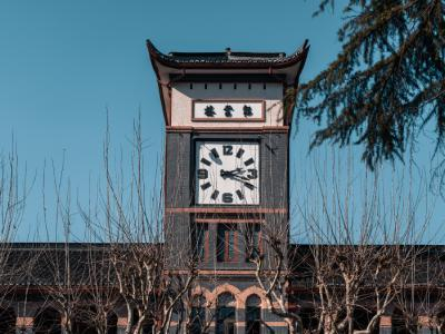 华东政法大学-美国预科课程