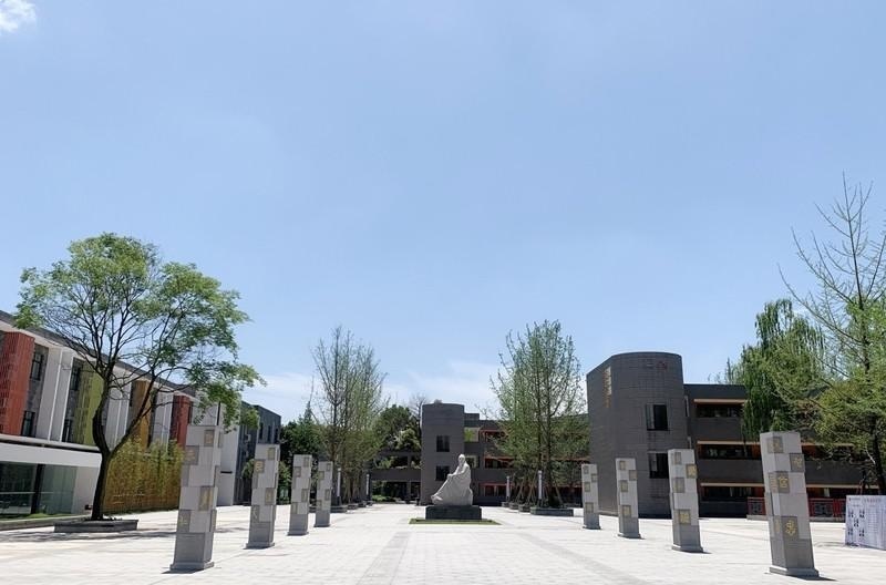 成都绵实外国语学校双语班