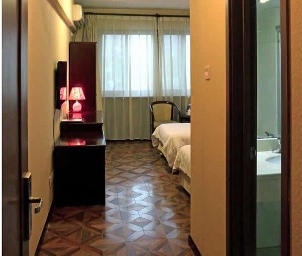 0728f8c1ec5bd4f8ad452f1cda8369ae