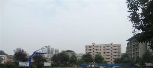 仁寿华达综合高中学校