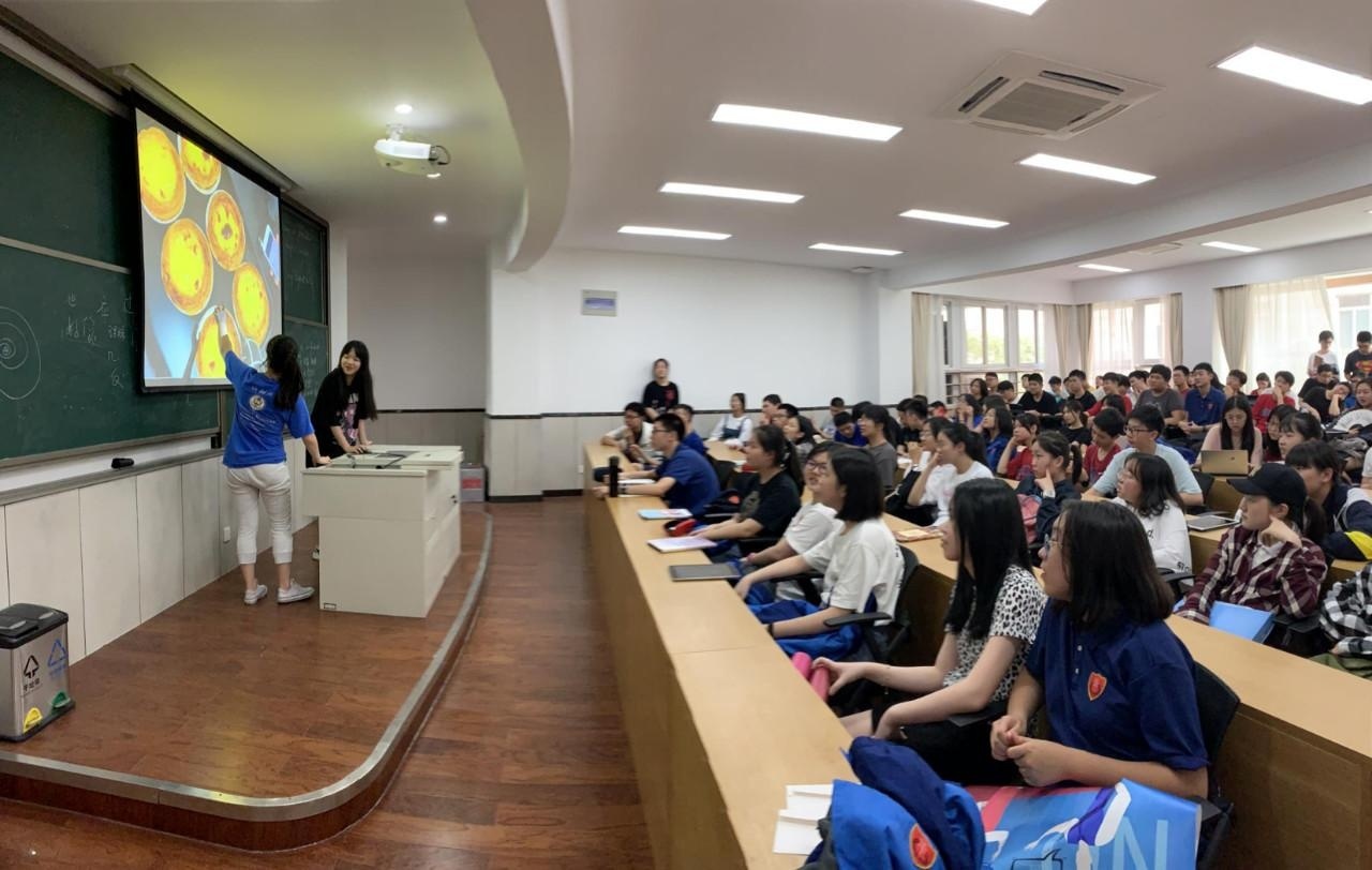 社团招新.jpg
