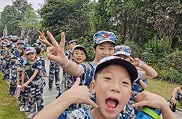 学生寓教于乐