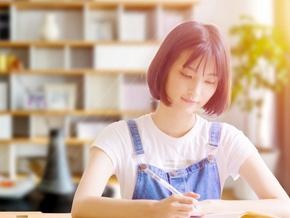 日语老师授课