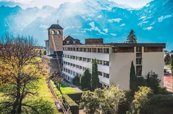 瑞士阿尔特多夫国际学校