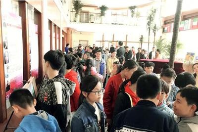 热闹非凡的开放日