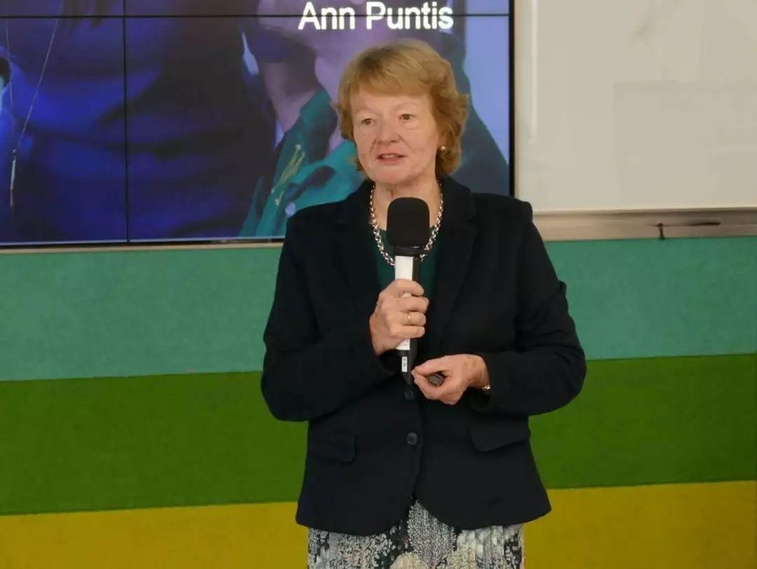 前CAIE剑桥考试中心首席执行官Ann Puntis女士.jpg