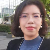 Sharon Mok 招生办主任