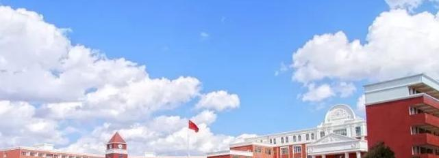 昆明亨德森高新一中