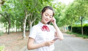 嗓子的保健