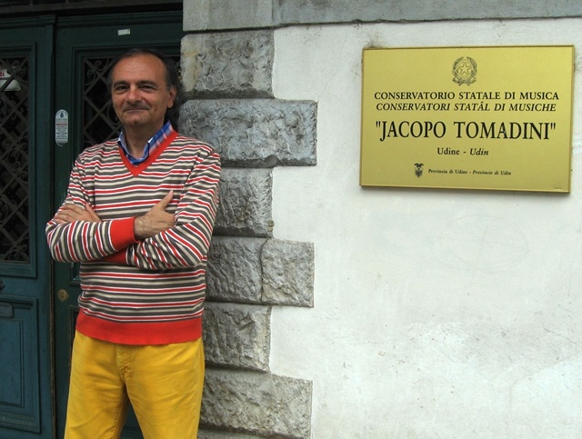 乌迪内音乐学院