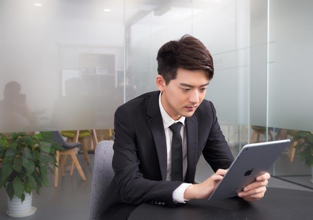 多方位立体打造设计师