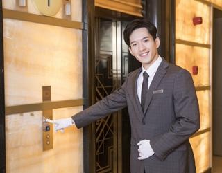 学习酒店管理的学员