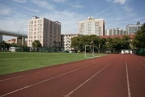 上外立泰剑桥中心操场