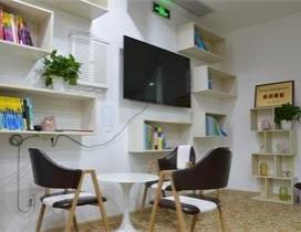 成都心语培教育