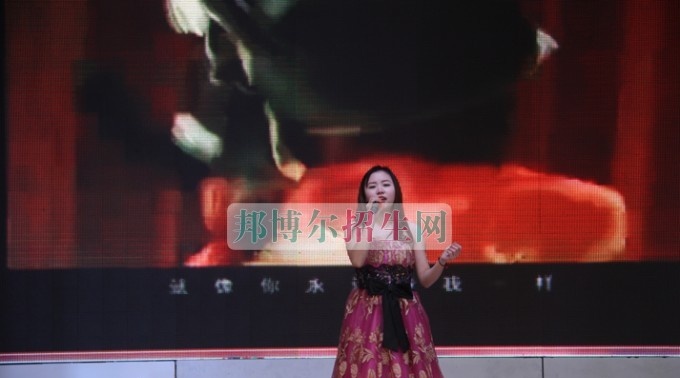 天府新区成人中等专业学校“美好新区，千年广都”
