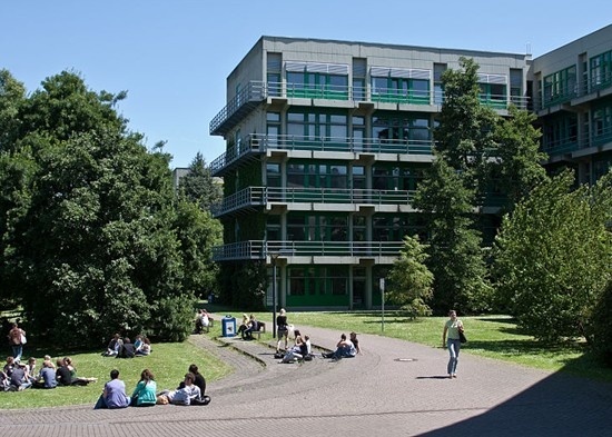 杜塞尔多夫大学
