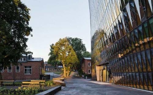 卡罗林斯卡医学院