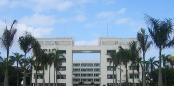 儋州市中学