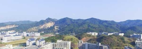 深圳福田区华强职业技术学校