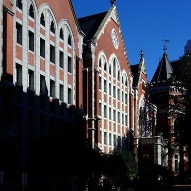 庆应义塾大学