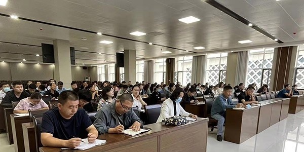 聊城市东昌府区中等职业教育学校