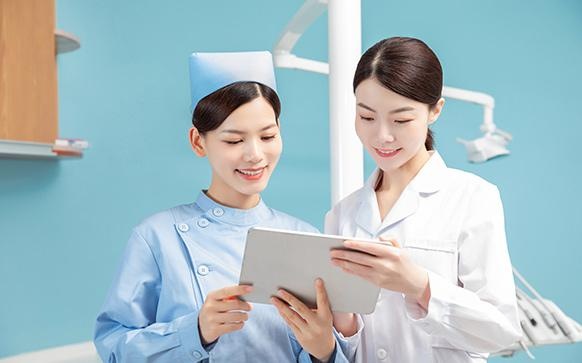 《医学英语口语》