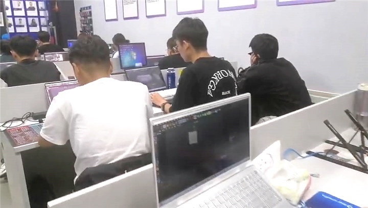 学生上课