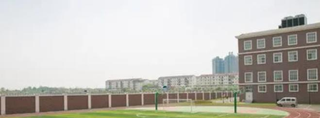 武漢三牛中美中學(xué)初中部2023年入學(xué)考試2