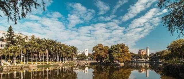 麻城宋埠职业高级中学