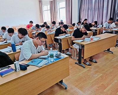 山东科技大学外国语学院
