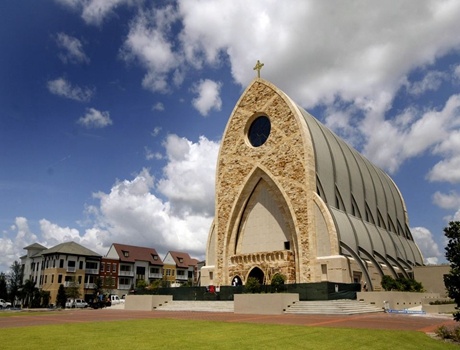 万福玛利亚大学