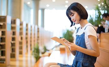 短期内**的学员