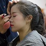 白领职业女性提高自我扮靓的气质