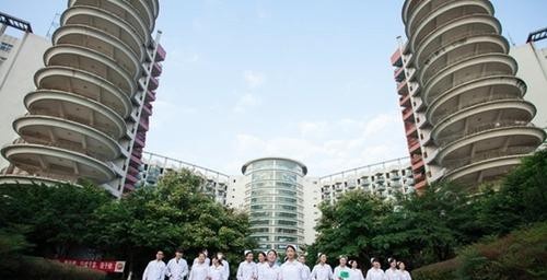 四川大学附设华西卫生学校天府校区