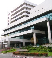 国立发展管理学院