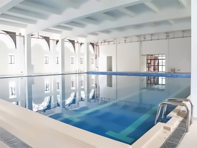 广东华侨中学国际课程游泳馆