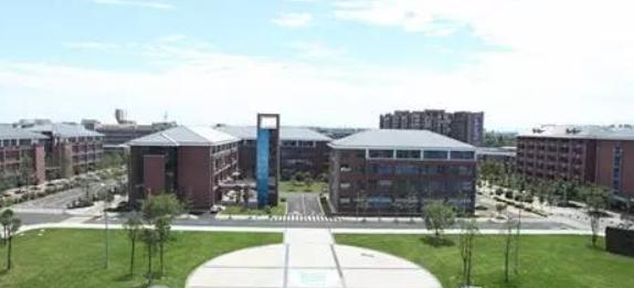 成都纺织高等专科学校单招