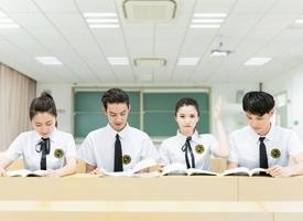 班级人数