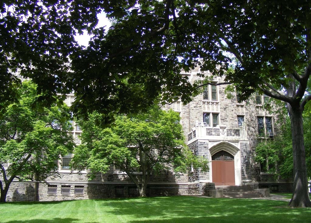 福特汉姆大学