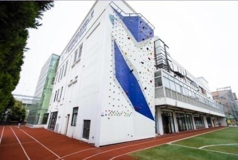 上海常青藤学校.jpg