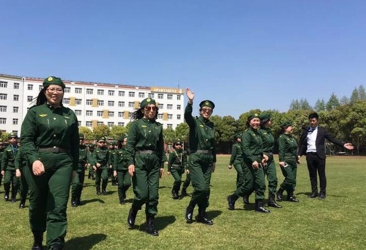 师生同乐.jpg