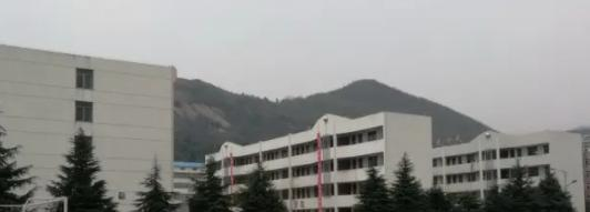 新县职业高级中学