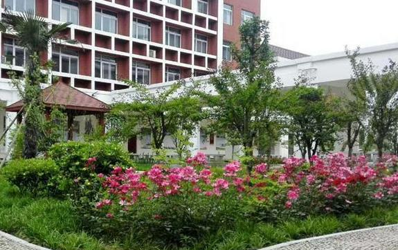 2023年东阳市花园职业技术学校学费、收费多少