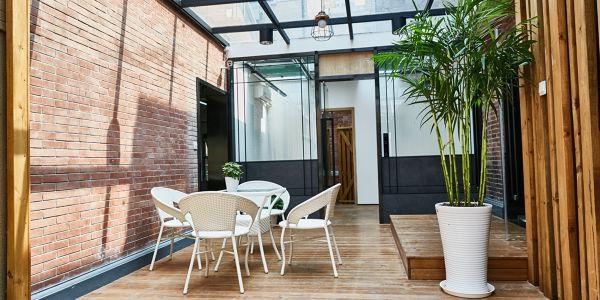 广州百越教育好吗