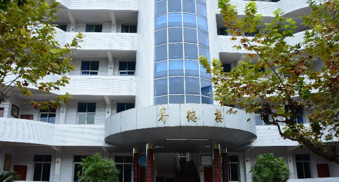 苍溪实验中学职高部招生办