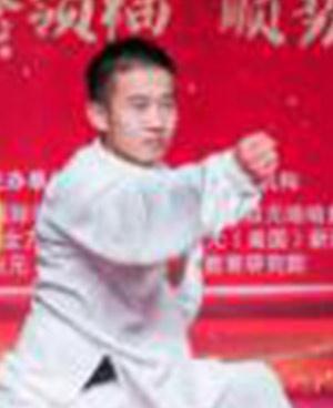 张浩东